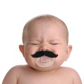 Smoczek z wąsem Chill Baby od Fred & Friends - do domu dla dziecka.